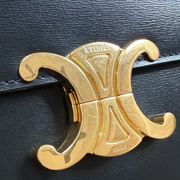 Celine Triomphe Bag - Picture 3 of 17